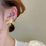 Leaf Rope Flower White 18K Gold Pearl Anti Tarnish Stud Earring For Women