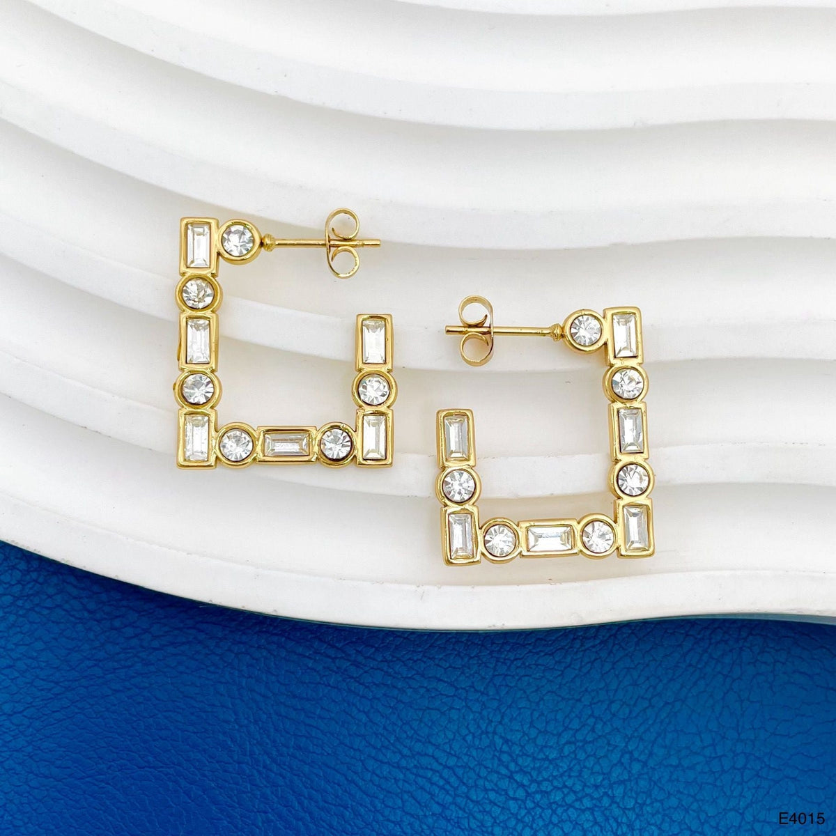 Square Cubic Zirconia Stainless Steel 18K Gold Anti Tarnish Hoop Earring For Women