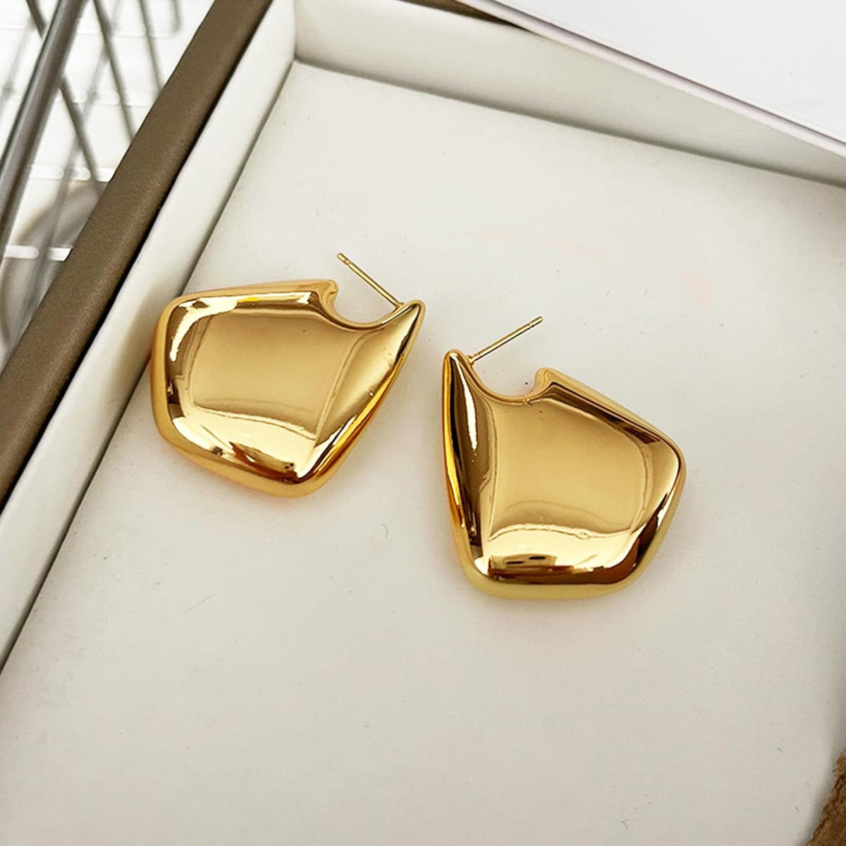 Glossy Pentagon 18K Gold Anti Tarnish Drop Stud Earring For Women