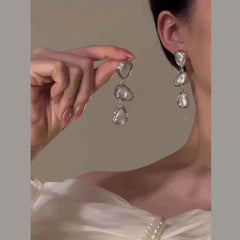 Drop Mother Of Pearl White 18K Gold Anti Tarnish Dangler Earring