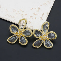 Flower Cubic Zirconia 18K Gold Anti Tarnish Stud Earring For Women