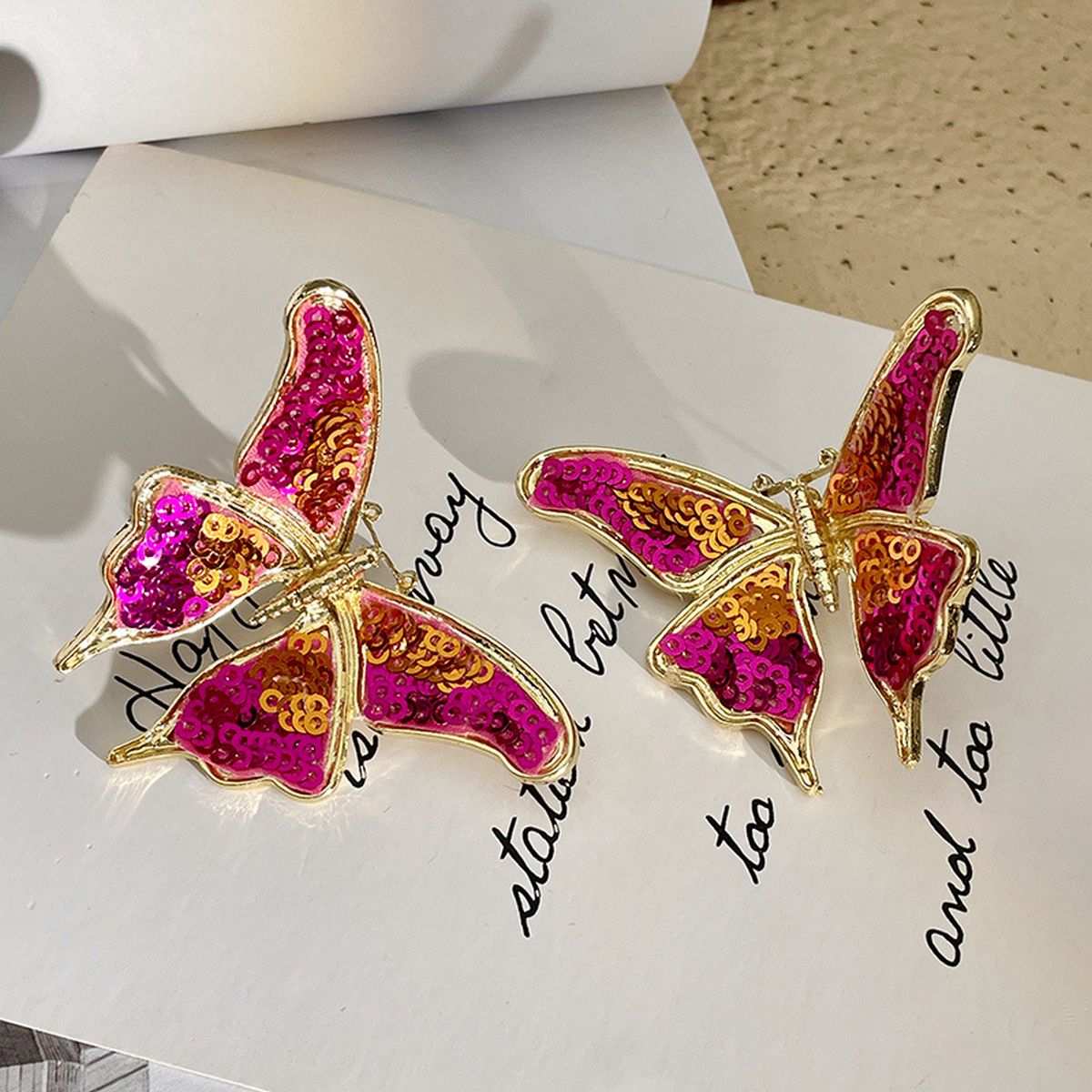 Butterfly 18K Gold Pink Stud Earring For Women