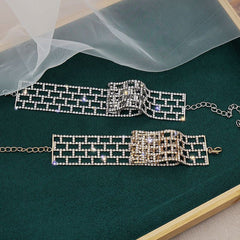 Solitaire Wall View Rhinestone Silver Anti Tarnish Necklace For Women
