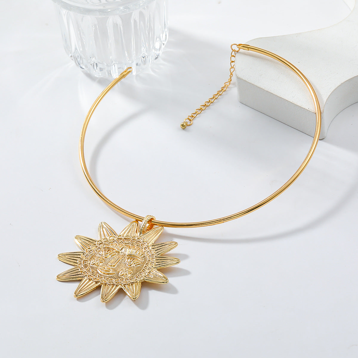 Star Sun Face 18K Gold Hasli Collar Necklace For Women