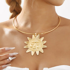 Star Sun Face 18K Gold Hasli Collar Necklace For Women