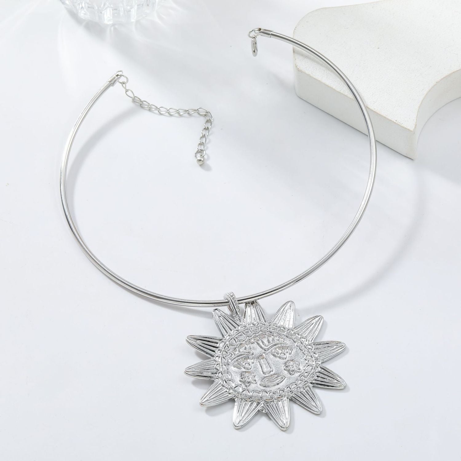 Star Sun Face 18K Gold Hasli Collar Necklace For Women