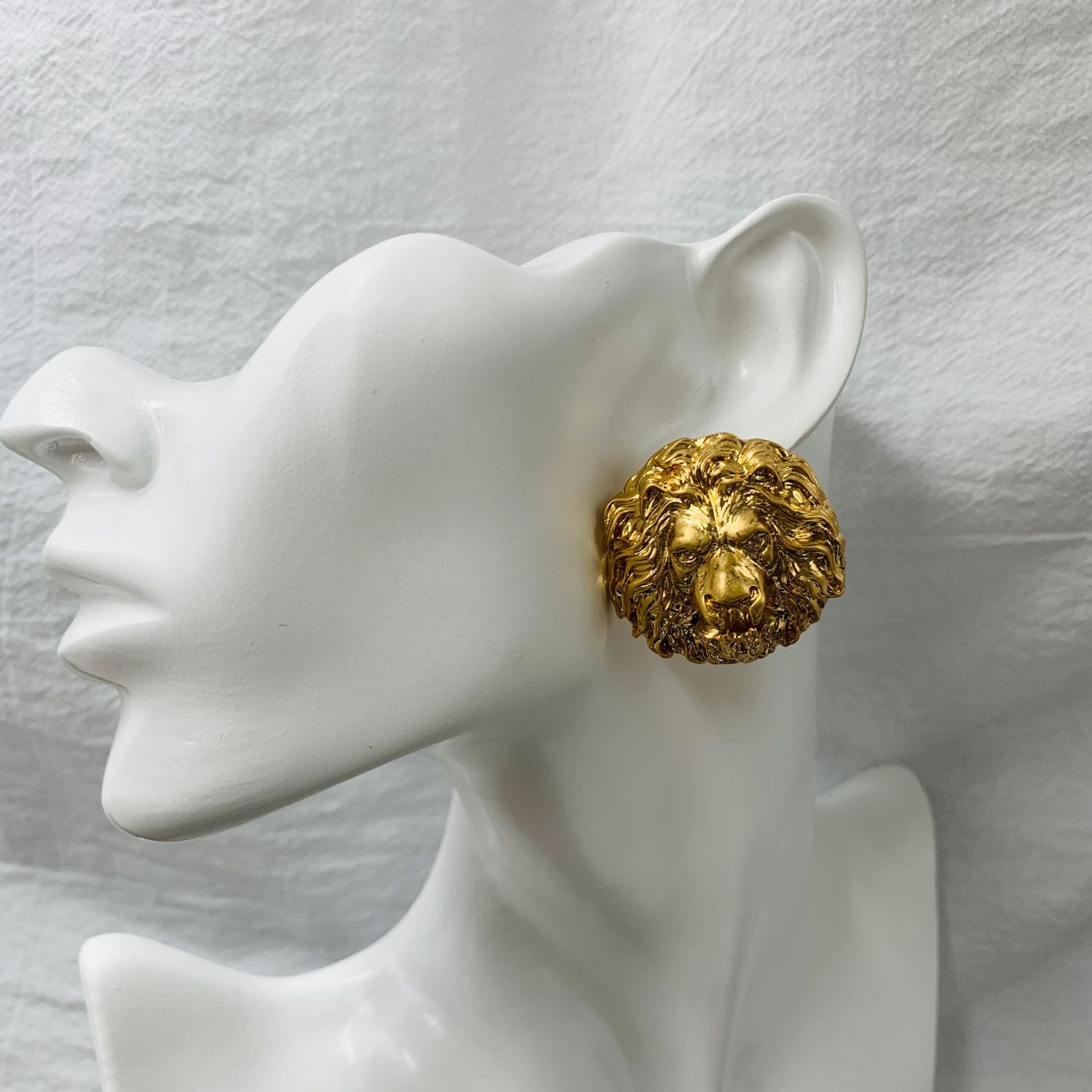 Lion Head 18K Gold Anti Tarnish Stud Earring For Women