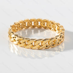 Curb Design Surface 18K Gold Openable Kada Bracelet For Women
