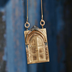 Butterfly Openable Door 18K Gold Blue Studded Anti Tarnish Necklace Pendant Chain For Women
