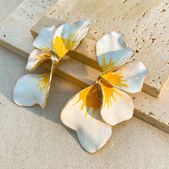 Floral Flower Leaf 18K Gold White Pink Yellow Dangler Earring For Women