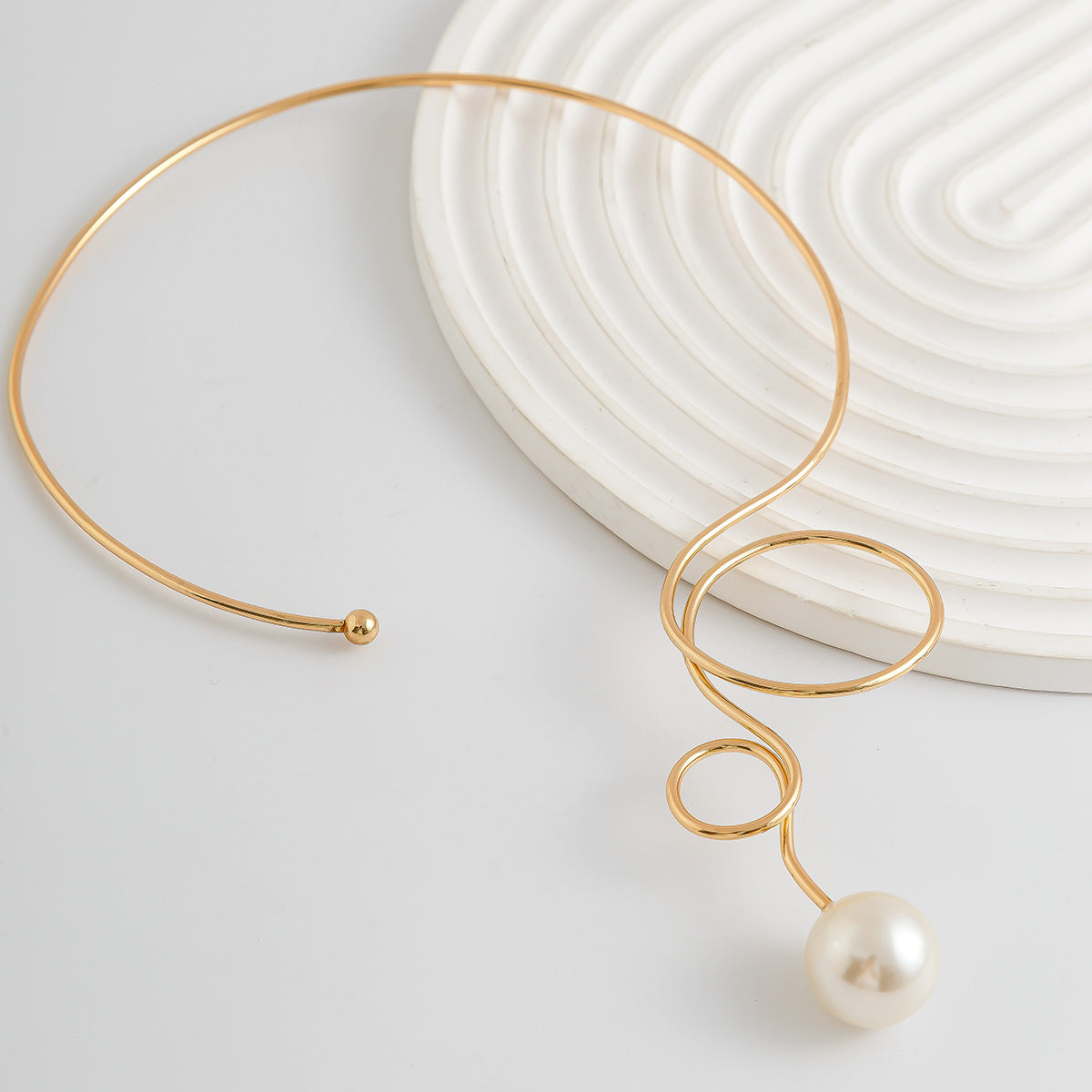 Bow Pearl 18K Gold Hasli Choker Necklace For Women