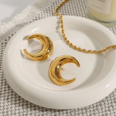 Crescent Moon 18K Gold Stainless Steel Anti Tarnish Stud Earring For Women
