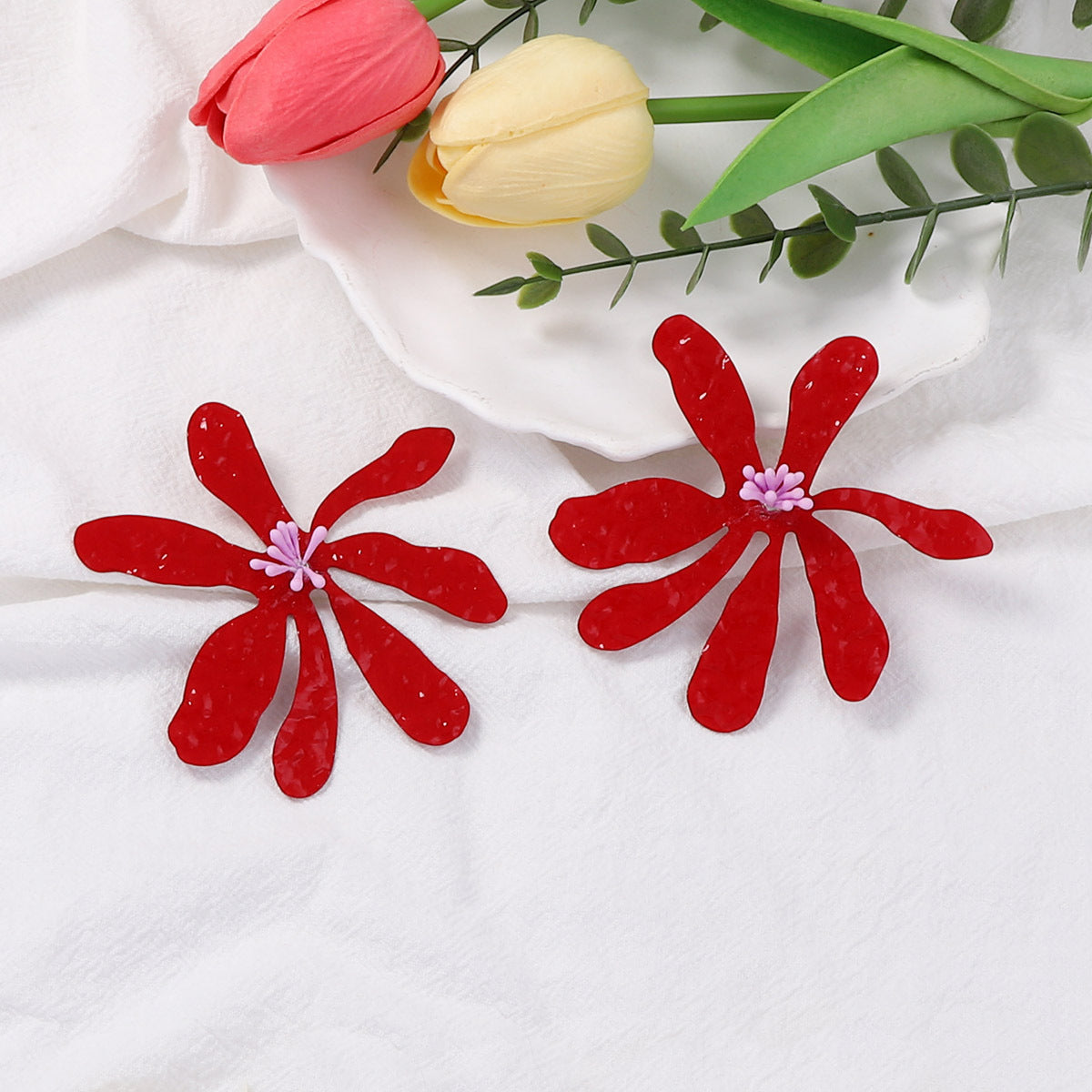 Floral Flower Leaf 18K Gold Red White Enamel Dangler Earring For Women