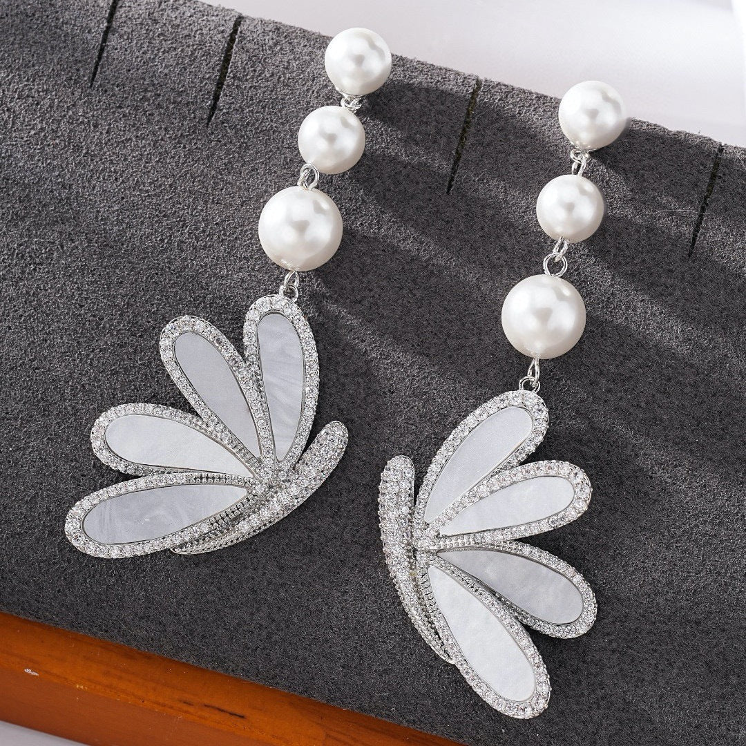 Butterfly 18K Gold Brown Pearl Cubic Zirconia Dangler Earring For Women