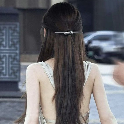 Minimalist Crescent Moon Silver Plated Alloy Hair Accessories For Women