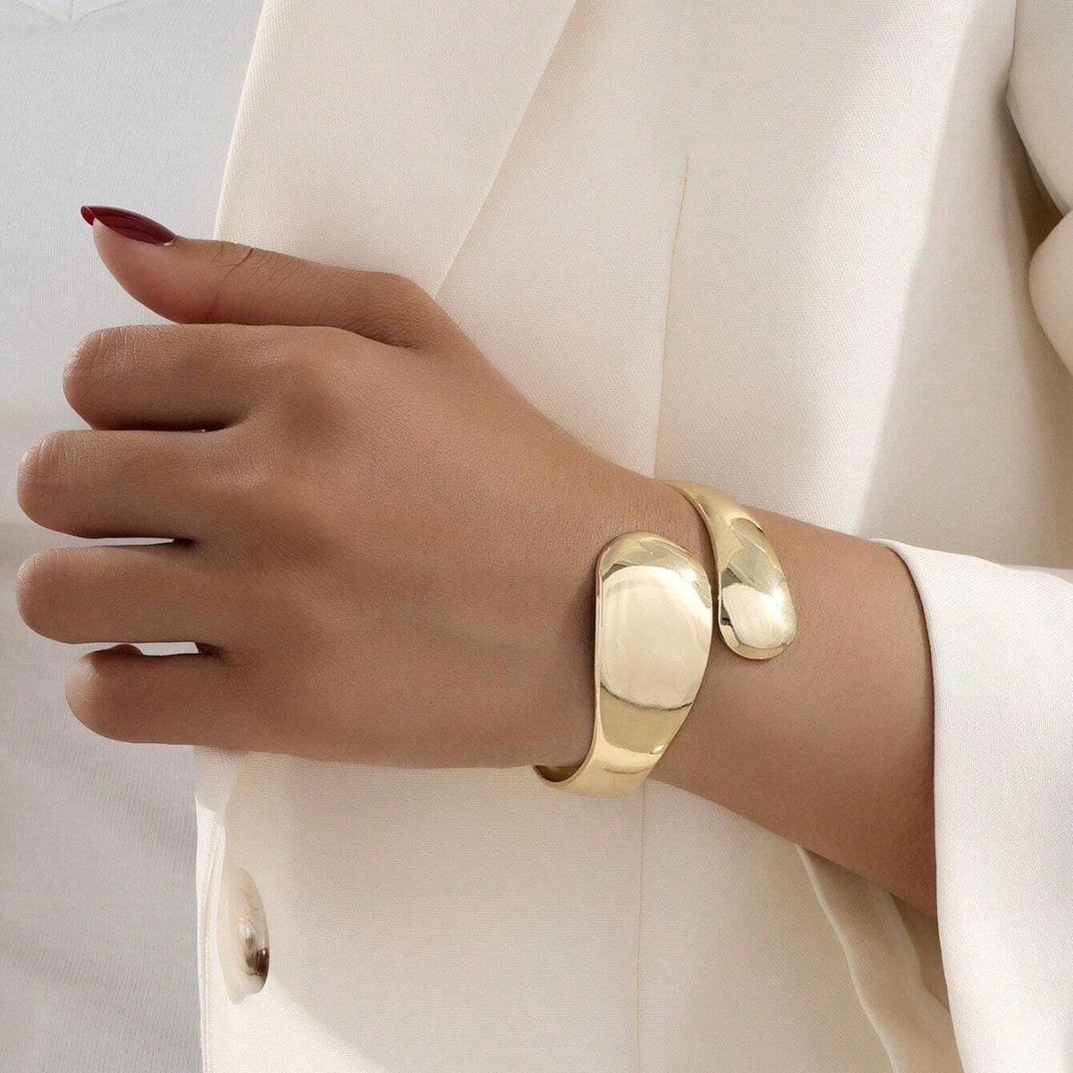 Minimalist Sculptural Wave Open Plain Gold Plated Cuff & Kada For Women