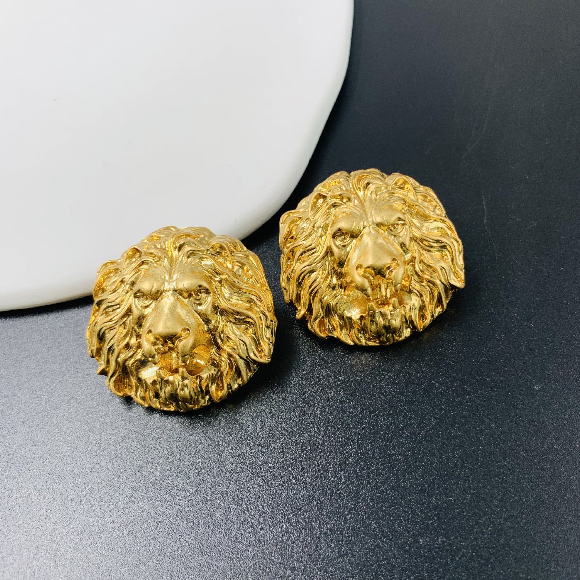 Lion Head 18K Gold Anti Tarnish Stud Earring For Women