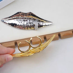 Lips 18K Gold Cubic Zirconia Adjustable Dual Finger Ring Women