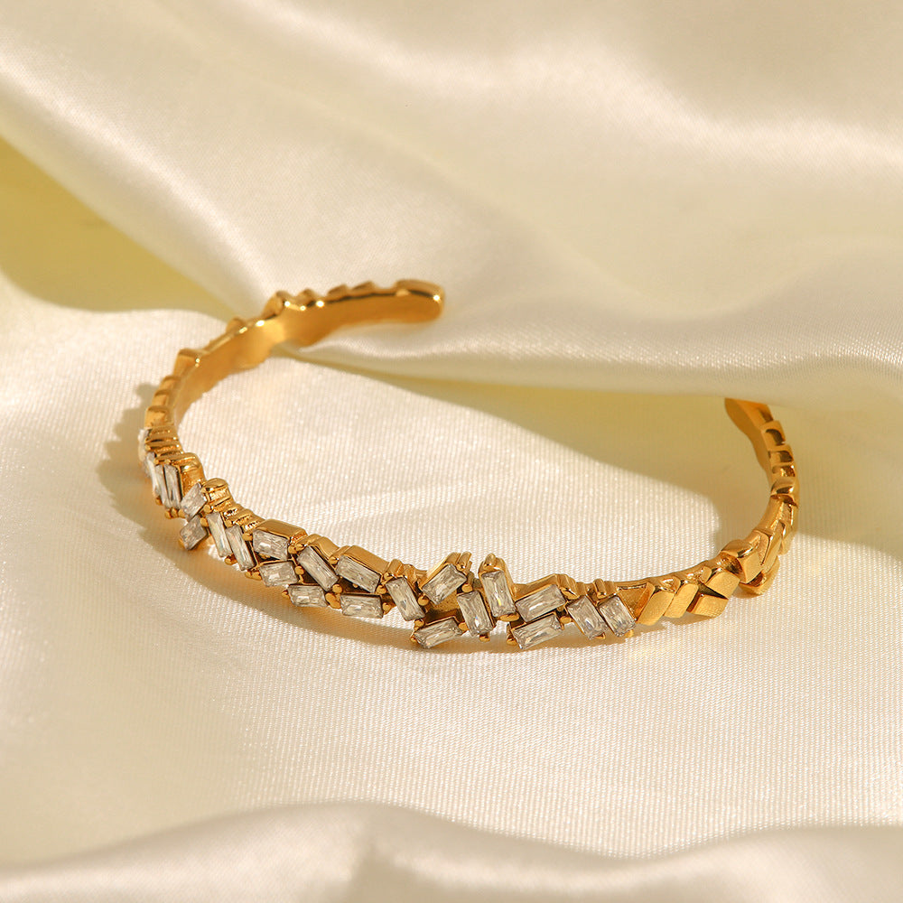 Baguette 18K Gold Plated Cubic Zirconia Stainless Steel Anti Tarnish Cuff Bracelet For Women