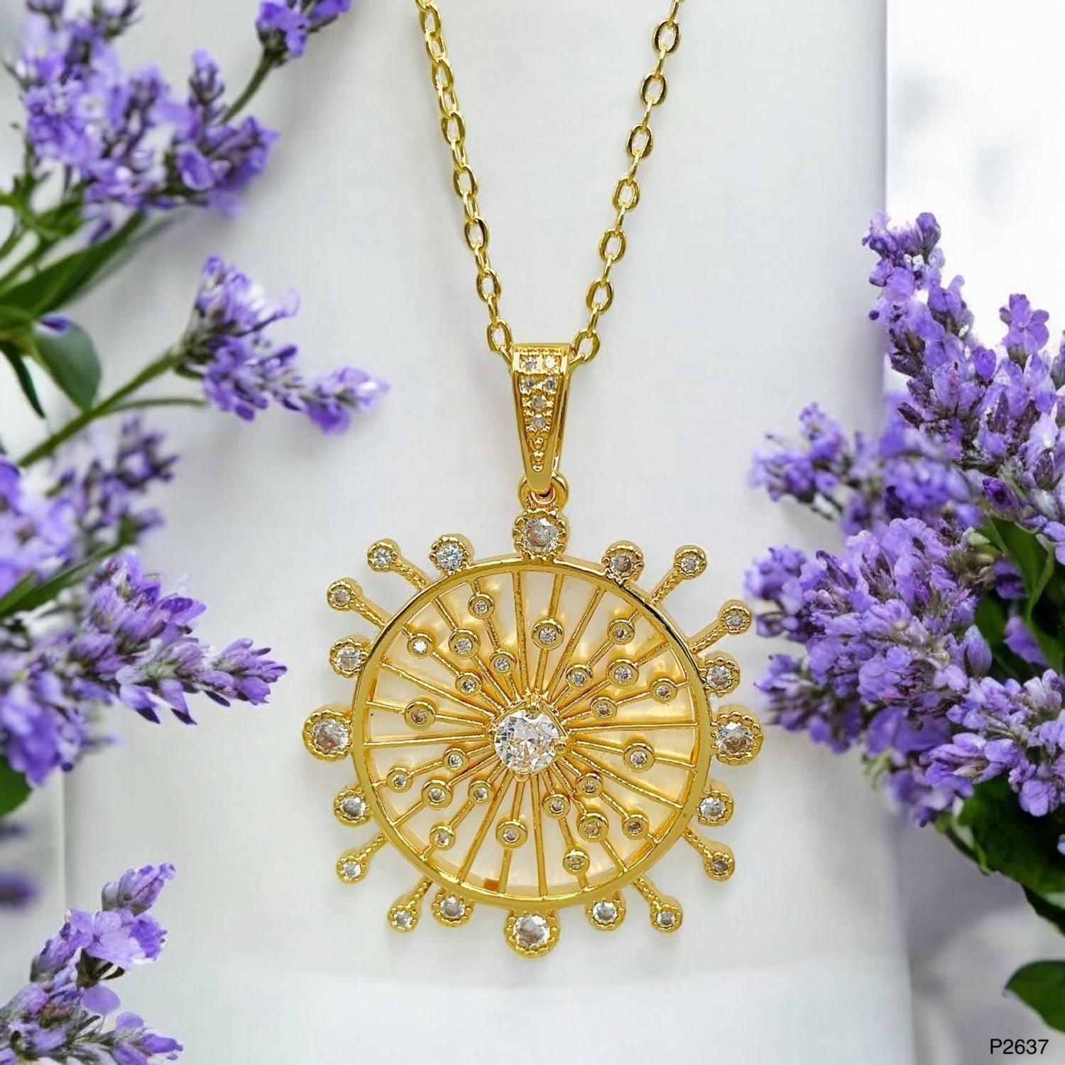 Wheel Cubic Zirconia 18K Gold Anti Tarnish Pendant For Women