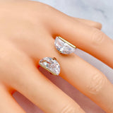 Dual D Shape 18K Gold Cubic Zirconia Anti Tarnish Adjustable Ring For Women