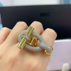 Curb Lock Cubic Zirconia 18K Gold Silver Anti Tarnish Dual Finger Adjustable Ring For Women