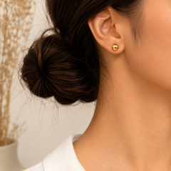 Simple Two Tone 18K Gold Silver Anti Tarnish Stud Earring Women