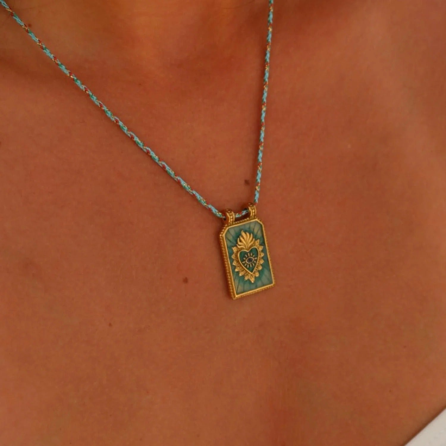 Dual Heart Enamel 18K Gold Pink Green Thread Anti Tarnish Necklace Pendant For Women