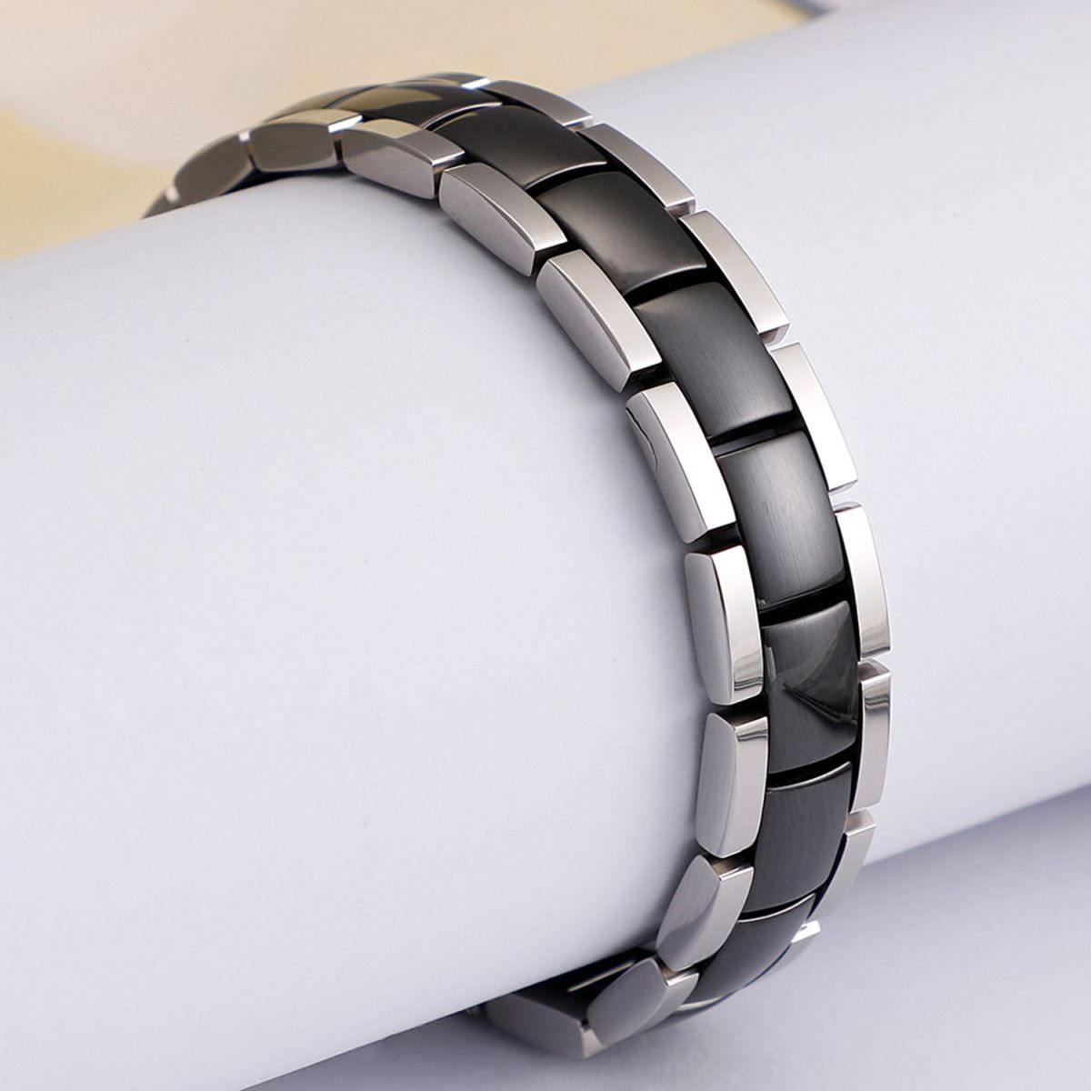 Superior Quality Gorgeous Design Silver & Black Color Ceramic Bracelet For  Men - Style B353 at Rs 990.00 | Sterling Silver Bracelets | ID: 26090598148