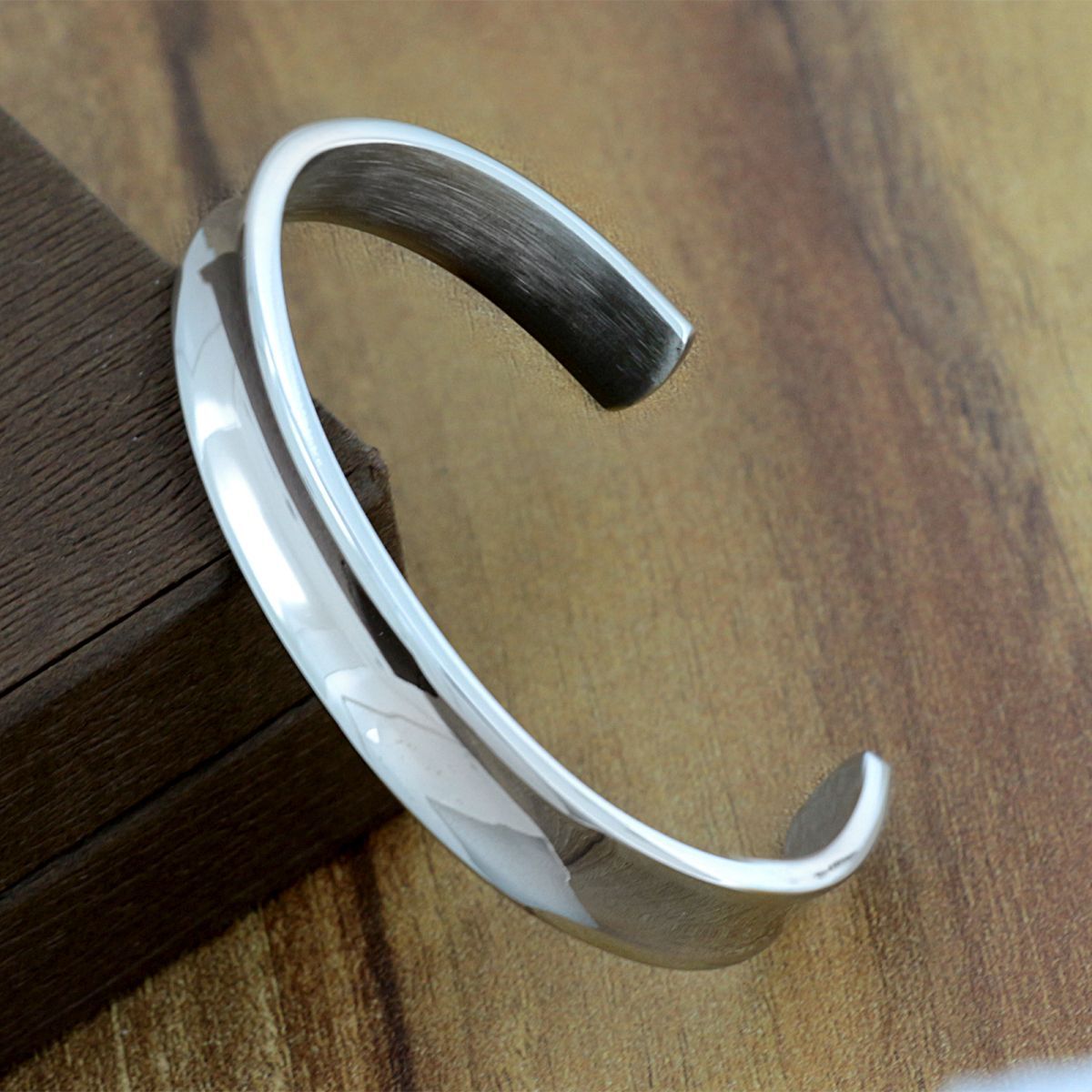 Glossy Silver Stainless Steel Openable Cuff Kada Bracelet For Men