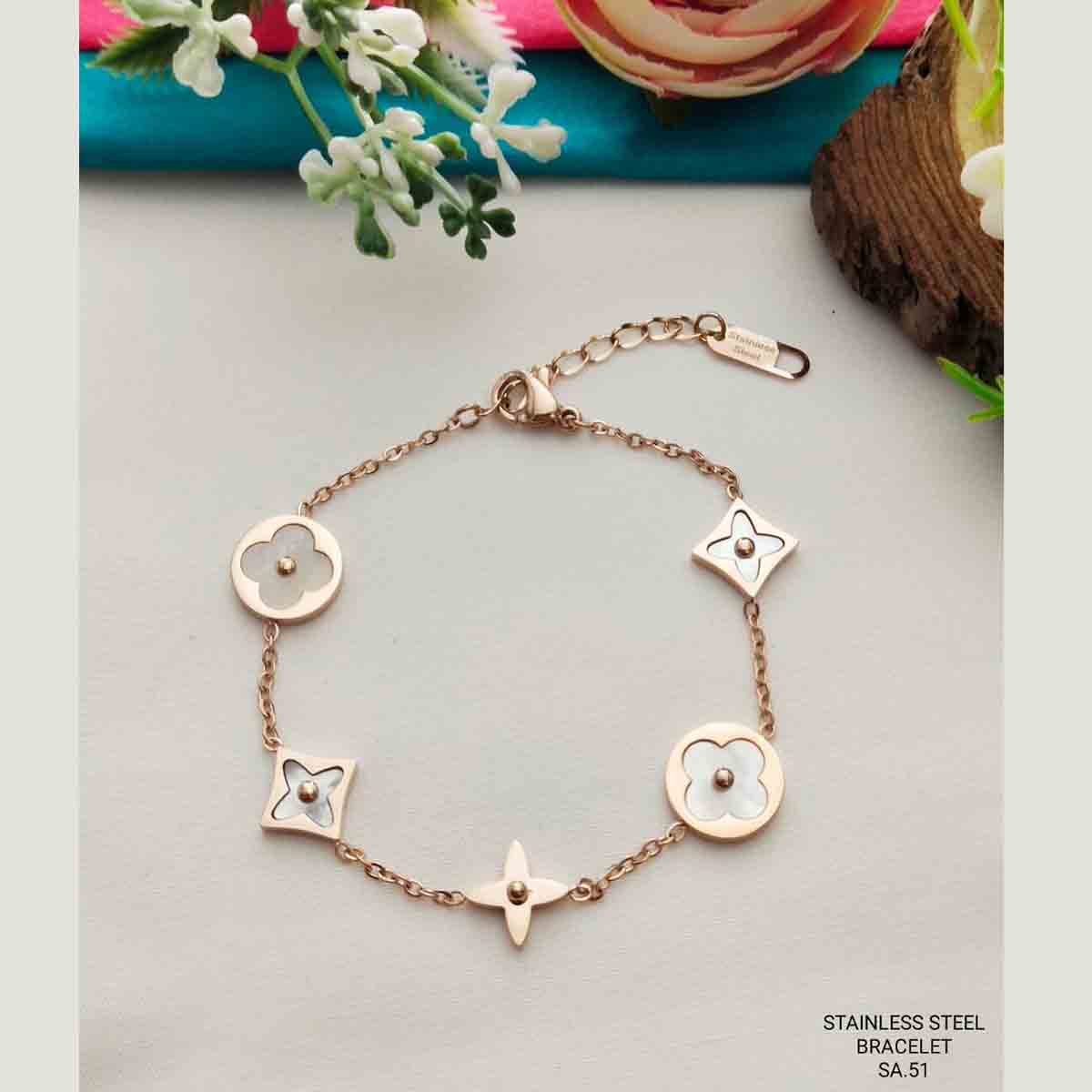 Mother of Pearl Star Blossom Diamond Bracelet