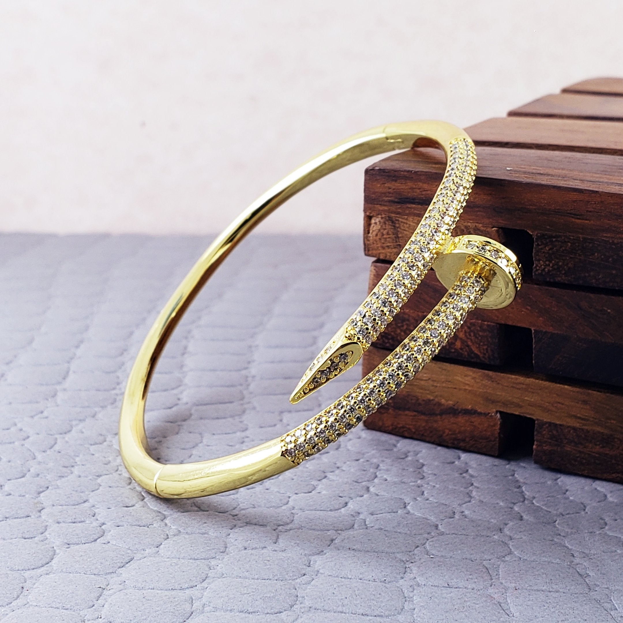 Deepus Women Gold Diamond Bracelet/kada OM-LK0319 - Etsy