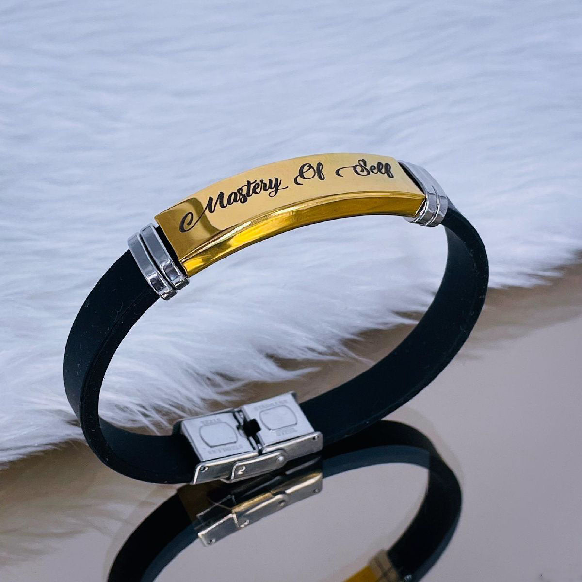 Buy 22k Plain Gold Men Bracelet 65VH4896 Online from Vaibhav Jewellers