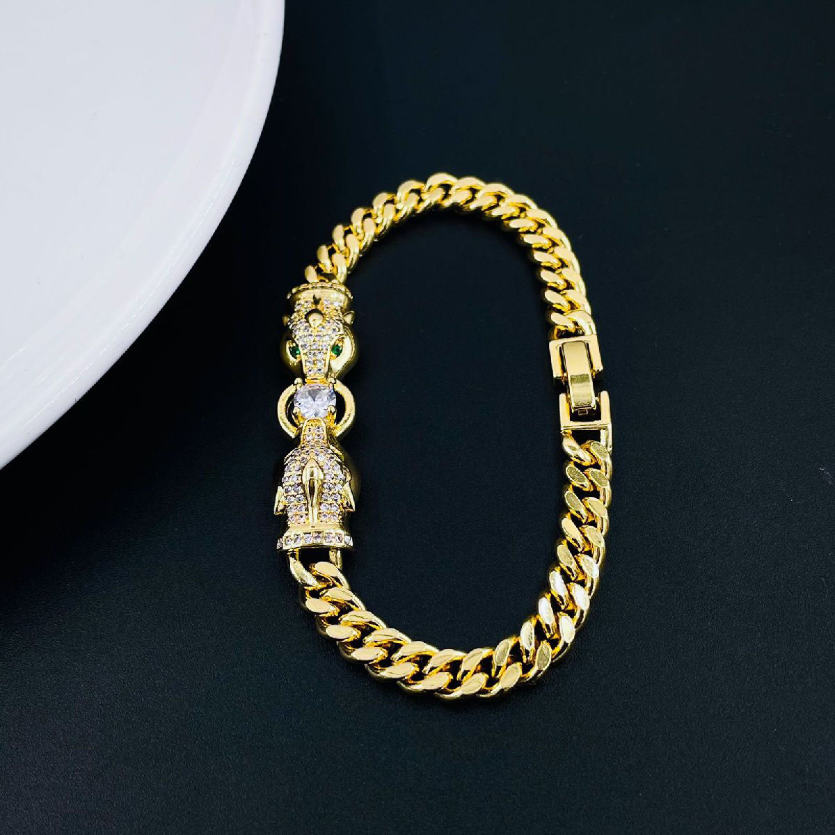 Womens Chunky Curb Chain Bracelet  Gold  Vincero Collective