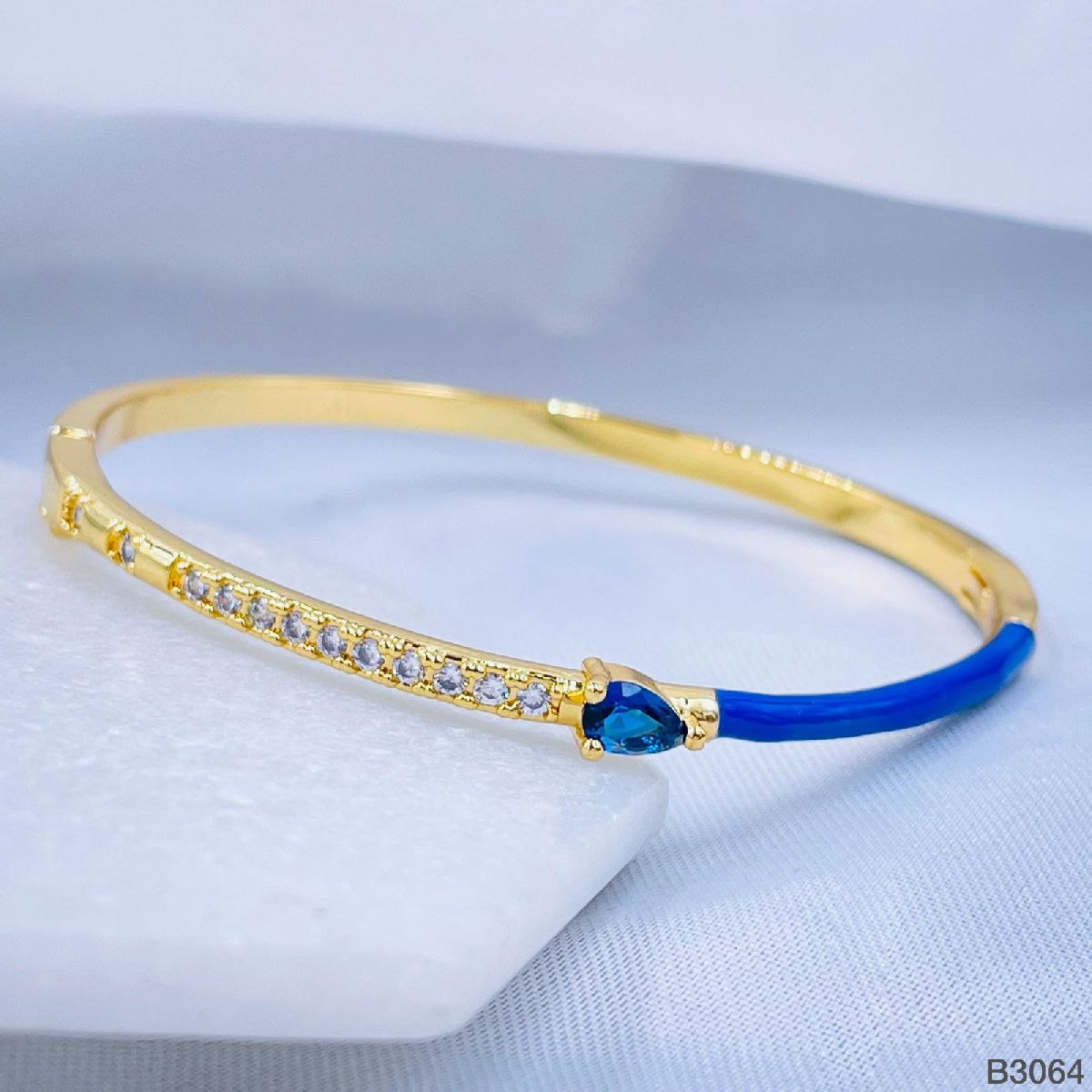 Black Spinel Cubic Zirconia Slim Pear Enamel 18K Gold Cuff Bracelet For Women