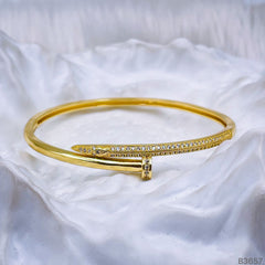 Luxury Nail Cubic Zirconia 18K Gold Openable Kada Bracelet Women