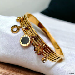Black Roman Clover Layered 18K Gold Anti Tarnish Stainless Steel Openable Kada Bangle For Women