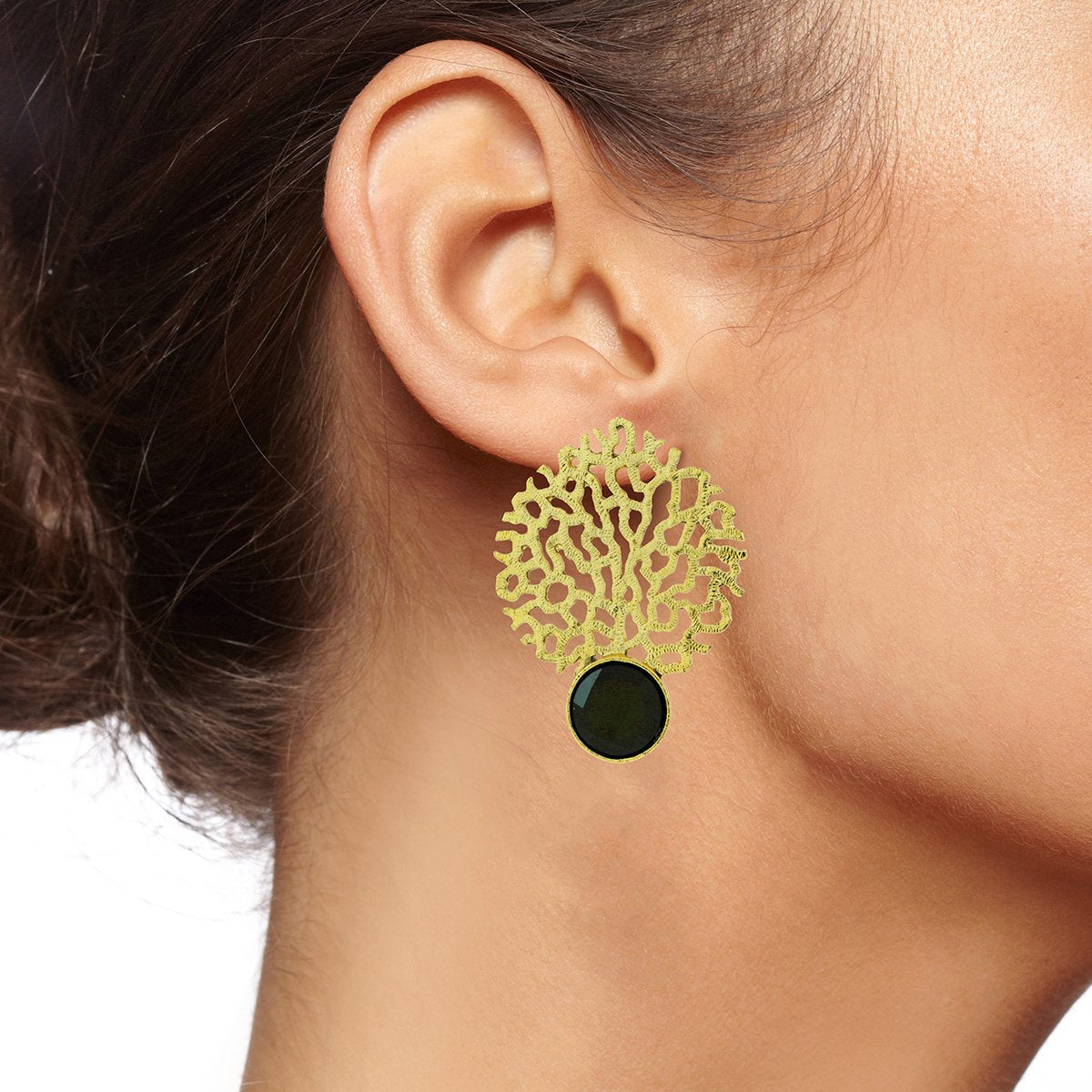 Traditional Antique Gold Filigree Black Stud Earring For Women