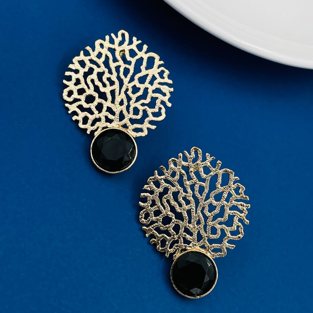 Traditional Antique Gold Filigree Black Stud Earring For Women