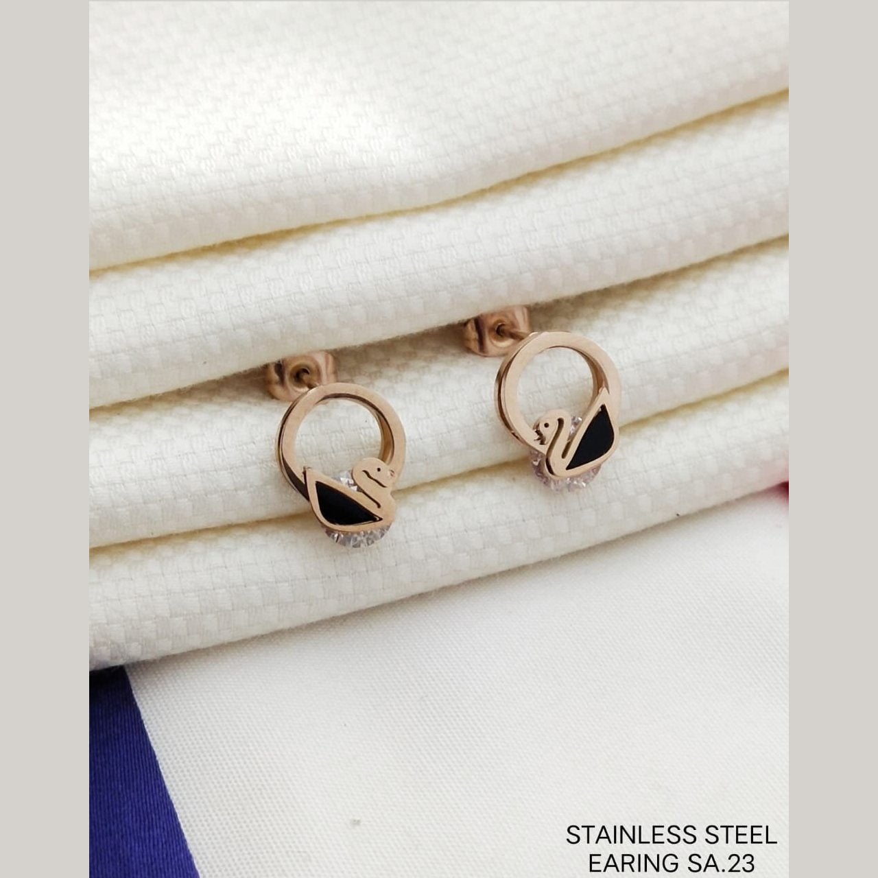 Duck Rose Gold Black Stainless Steel Stud Earring Pair Women