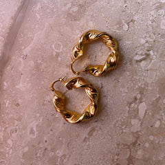 Stainless Steel Curly Gold Hoop Earring Pair For Women