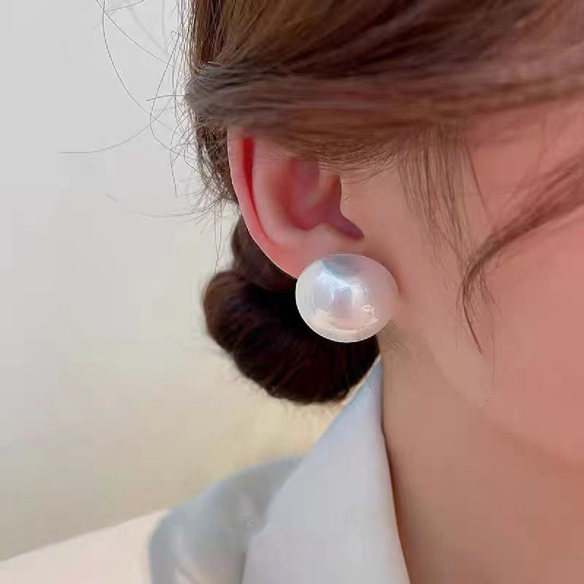 Lisa Pearl Earrings-Swaabhi