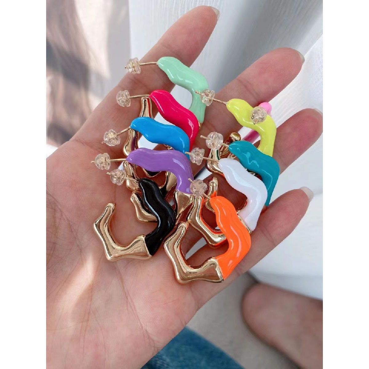 Enamel Curly 18K Gold Smart Copper Hoop Bali Earring For Women