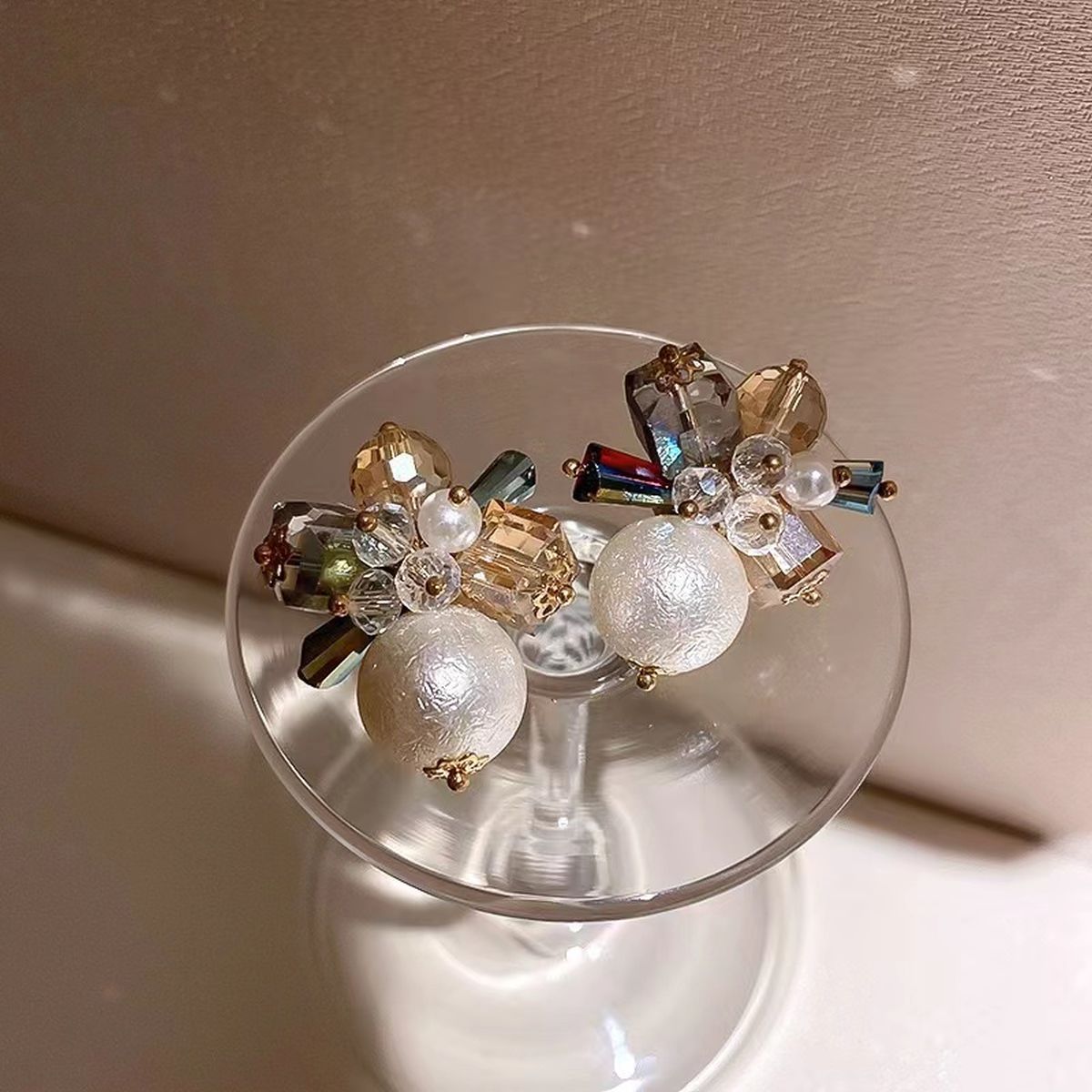 Floral Crystal Beads Pearl Copper Multicolor Gold Stud Earring for Women