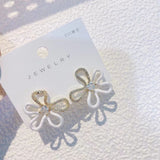 Flower White Enamel Cubic Zirconia princess cut Copper Gold Stud Earring for Women