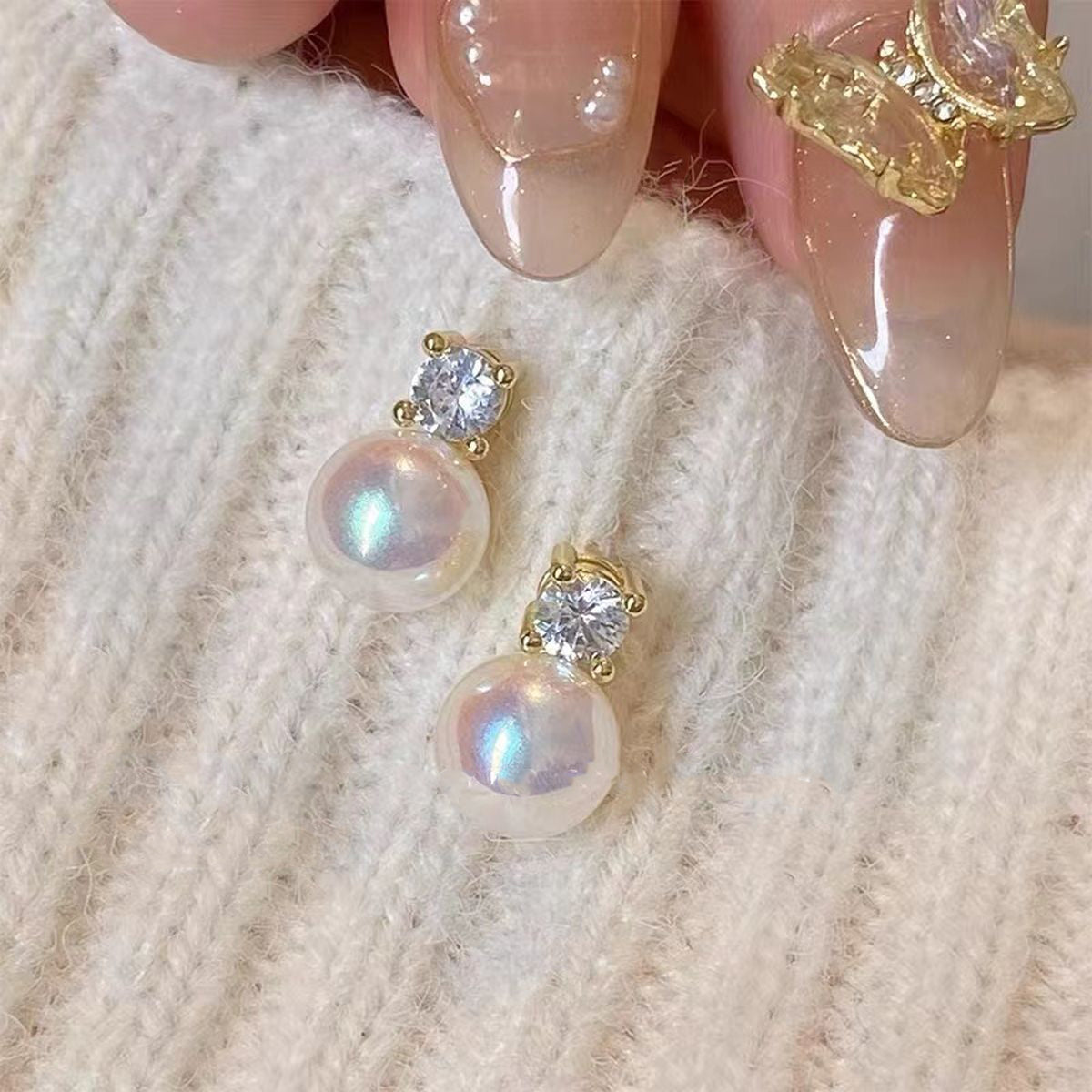 Solitaire Cubic Zirconia Classic Pearl 18K Gold Copper Stud Earring for Women