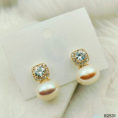 Cubic  Zirconia Pearl 18K Gold Stud Earring for Women