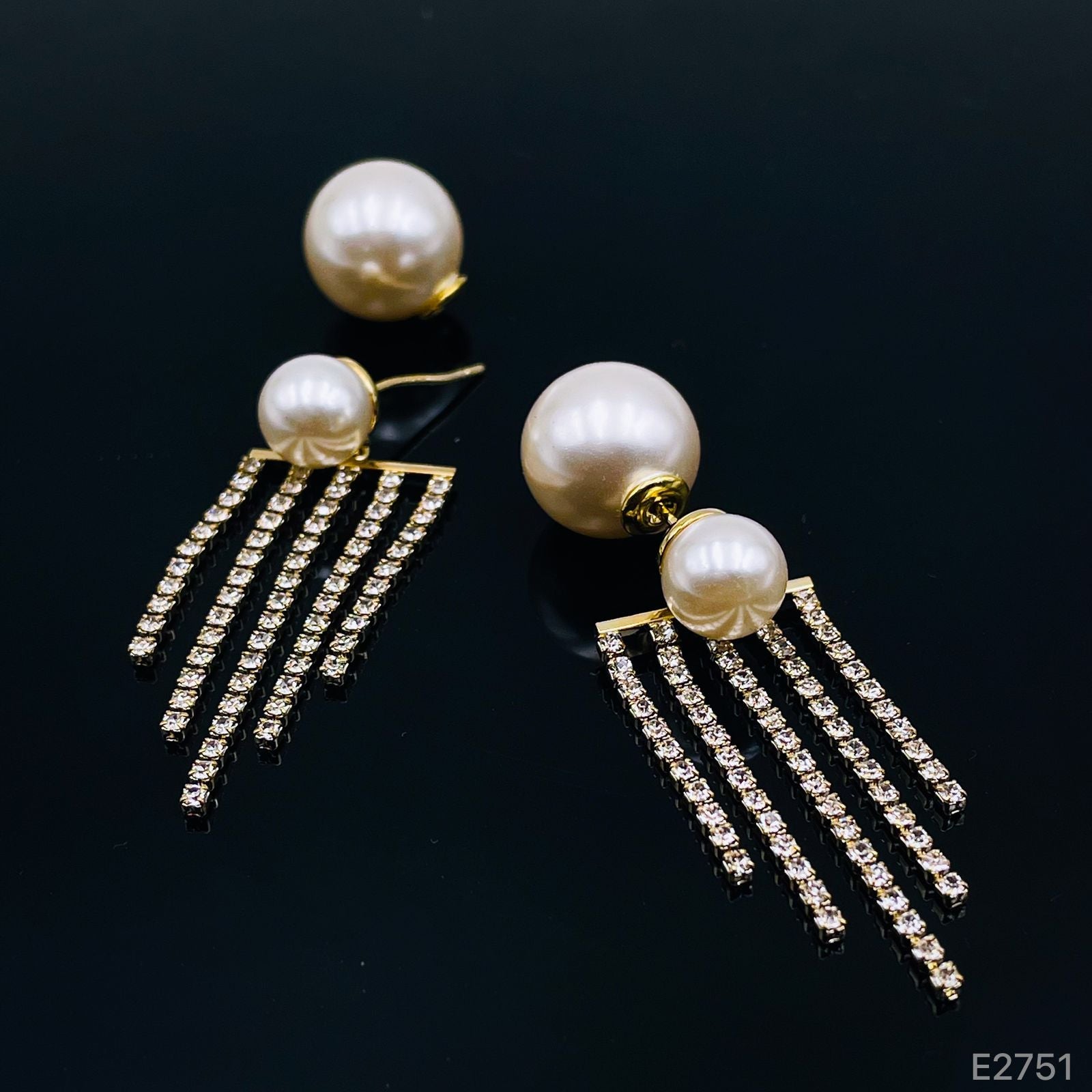 Medium Everyday Post Earrings in Pearl *Custom* – Mariana USA