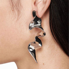 Twisted Waves Glossy 18K Gold Anti Tarnish Long Dangling Earring For Women