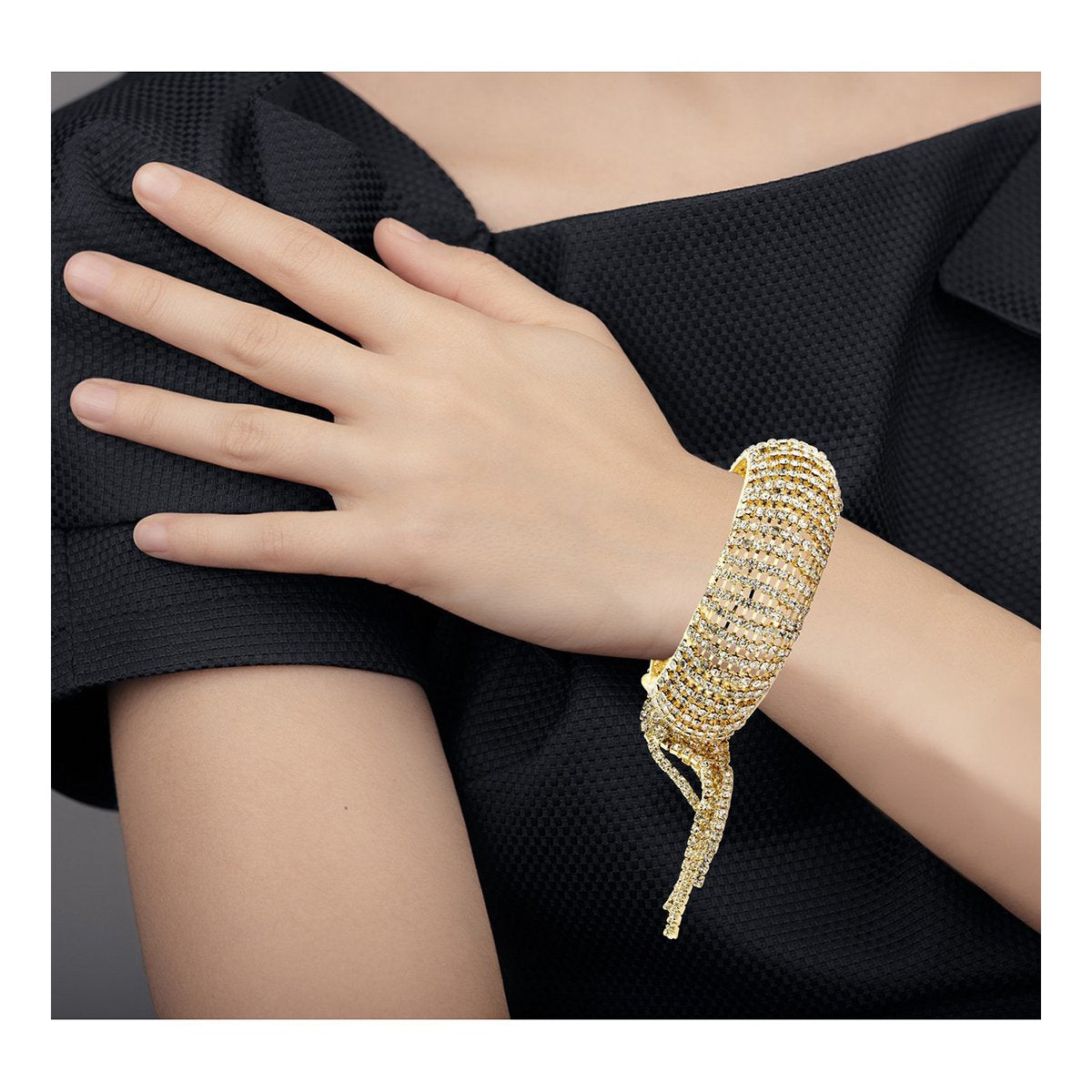 Jewwel Delicated Bangle Set with High Gold Polished Bracelet  Bangles